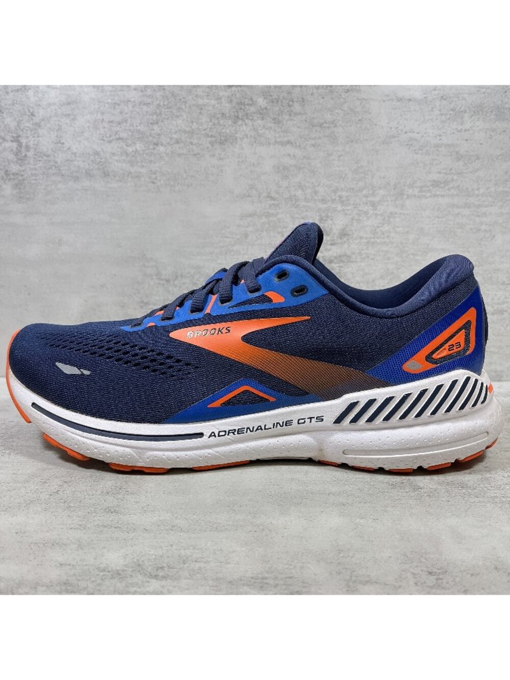 Brooks Adrenaline GTS 23 Running Shoes - Men's Size 8 - Blue